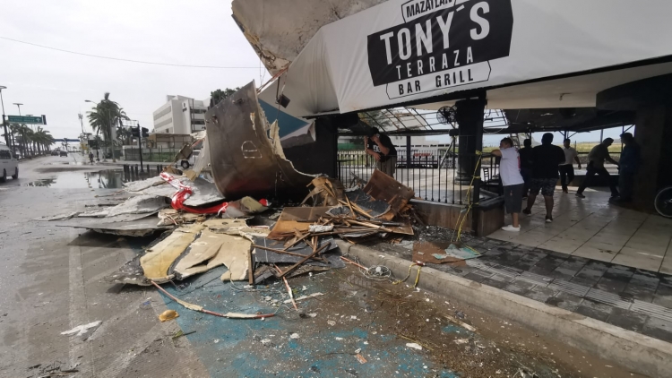 &ldquo;Pamela&rdquo; deja inundaciones y destrozos en el sur de Sinaloa