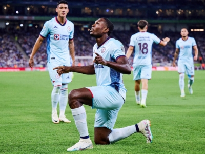 Cruz Azul se sacude mala racha y consigue primera victoria ante Monterrey
