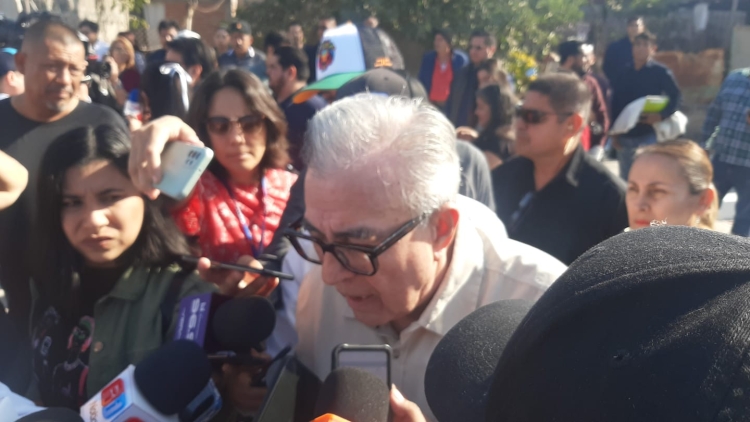 Sigue ah&iacute; el &ldquo;bache&rdquo; de la inseguridad y la sequ&iacute;a en Sinaloa; los estamos combatiendo: Gobernador Rub&eacute;n Rocha