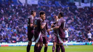 M&eacute;xico no puede sostener la victoria y termina con empate ante Valencia: 40 mil aficionados lo abuchean
