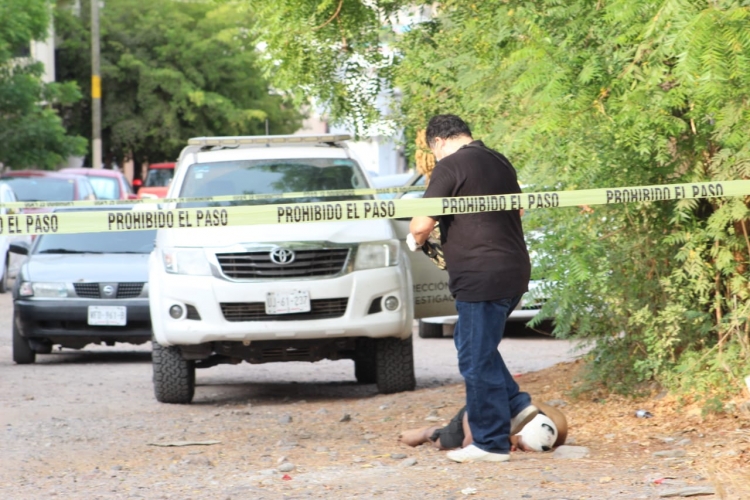 Encuentran a hombre asesinado en la colonia El Vallado, ten&iacute;a vendada su cabeza
