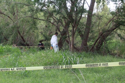 Descubren cuerpo en descomposici&oacute;n y con balazo en la cabeza en la ribera del R&iacute;o Tamazula