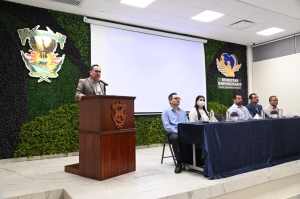 Encabeza el Rector Jes&uacute;s Madue&ntilde;a reuni&oacute;n de trabajo con directores para abordar las cargas acad&eacute;micas