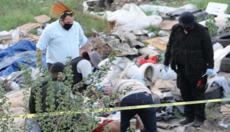 Encuentran a un hombre asesinado en un dren en el PIGGY-BACK