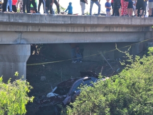Fallecen ahogados en un dren pap&aacute; e hijo en accidente vial en La Palma, en Navolato