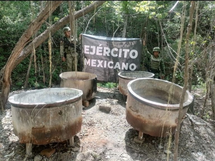 Desmantela el Ej&eacute;rcito tres narcolaboratorios en Culiac&aacute;n