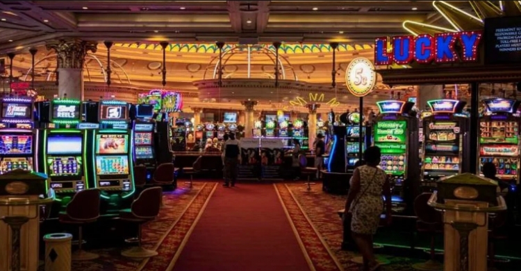 Gobierno de Jalisco toma medidas por coronavirus cerrando salones de fiesta, bares y casinos