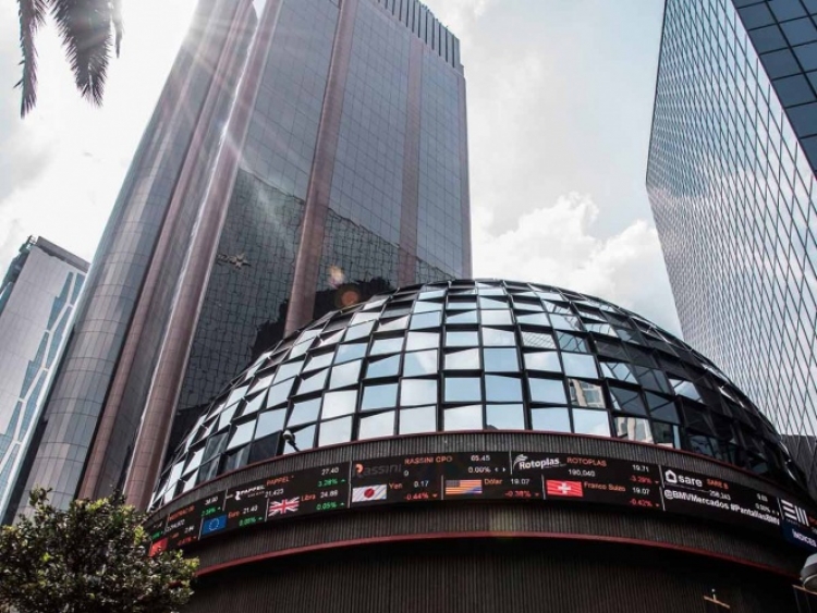 Bolsa Mexicana de Valores amanece con ganancia de 0.53%