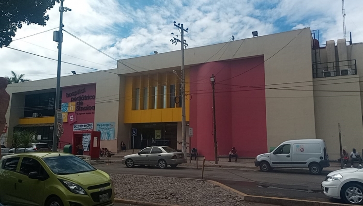 Hay tres ni&ntilde;os hospitalizados por covid en el HPS, dos intubados, revel&oacute; la directora