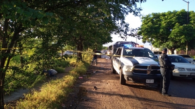 &iexcl;Encobijado! Abandonan cad&aacute;ver de un hombre asesinado en Barrancos, Culiac&aacute;n