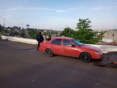 Atrapan a dos robacarros en peliculesca persecuci&oacute;n, en Culiac&aacute;n