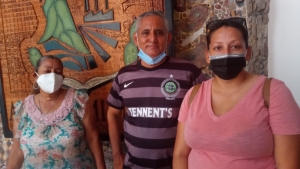 Vecinos de Altata denuncian que est&aacute;n infestados de mosquitos; hay dos casos de dengue