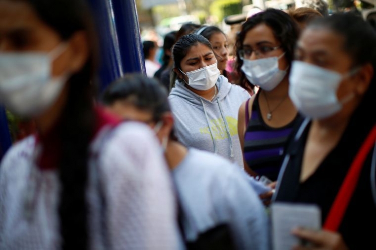 Por aumento injustificado en precios de cubrebocas Profeco abre procedimiento contra Wal-Mart, y 8 empresas m&aacute;s