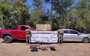 En trabajos de inteligencia, Grupo Interinstitucional asegura en Navolato artefactos explosivos, veh&iacute;culos, armas y presunta marihuana