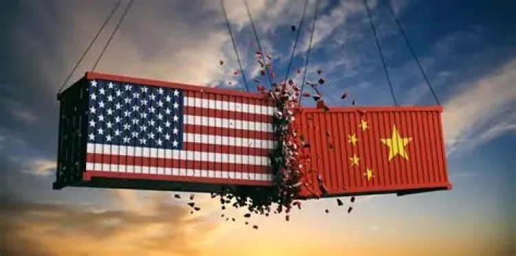 Estamos en una guerra comercial con China: Donald Trump