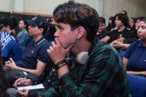 Especialista cubana alerta sobre impacto del estr&eacute;s y mal uso de dispositivos en la salud de los j&oacute;venes
