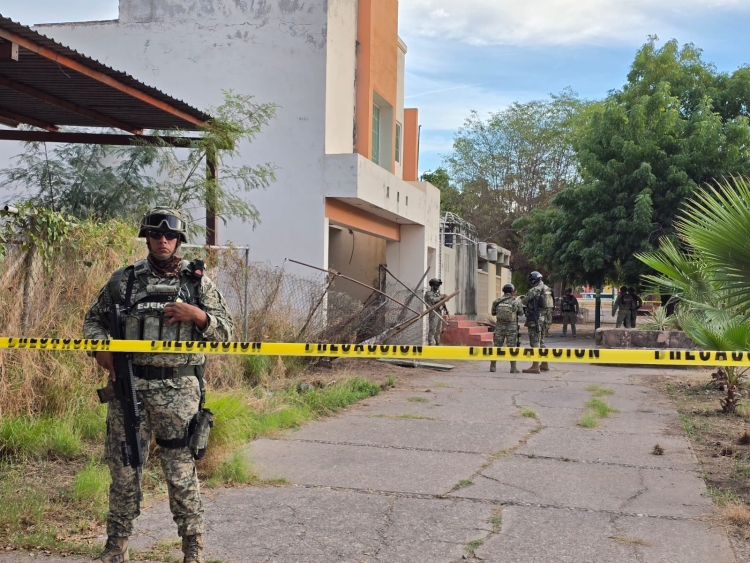 Asesinan a balazos a un hombre en una casa en la colonia Lomas del Boulevard