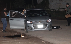 Matan a balazos a dos hombres dentro de un auto al sur de Culiac&aacute;n