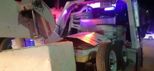 La SSyTM retir&oacute; objetos que apartaban lugar de estacionamiento por fuera del estadio de b&eacute;isbol