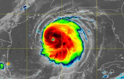'Laura' es hurac&aacute;n categor&iacute;a 3 y amenaza las costas de EU