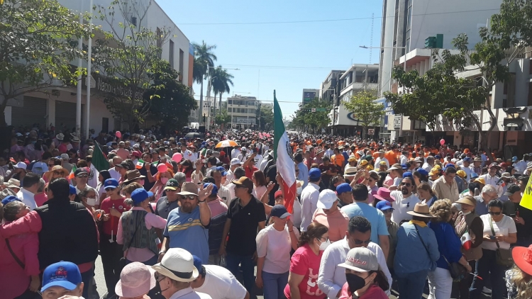 &ldquo;Defiendo al INE, defiendo a M&eacute;xico&rdquo;; concentraci&oacute;n en Culiac&aacute;n re&uacute;ne a unos 1500 ciudadanos, este domingo
