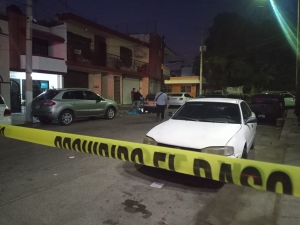 Hombres armados asesinan a un hombre al llegar a su casa en la colonia Miguel Alem&aacute;n