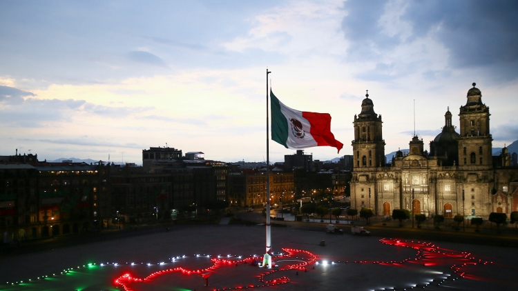 Con videomapping y pirotecnia: la agenda para el Grito de Independencia de AMLO