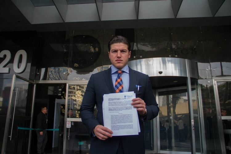 Ordena INE retiro de promocional de Samuel Garc&iacute;a contra el PRI
