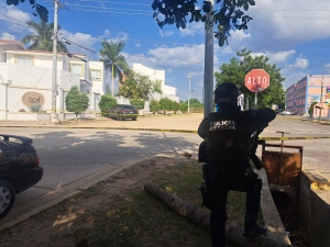 Asesinan a un hombre en el cruce del bulevar Dr. Mora y avenida Los Sauces, cerca de un plantel educativo