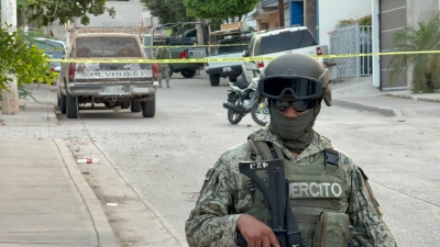 Sicarios interceptan y matan a balazos a 2 hombres, en la Colonia 10 de Mayo, en Culiac&aacute;n