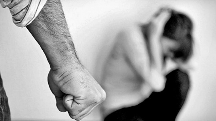 Mujer es atacada por su pareja en el residencial La Primavera; ya lo denunci&oacute; ante la Fiscal&iacute;a