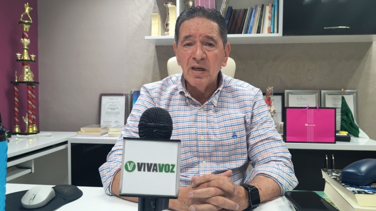 Normal de Sinaloa vuelve a la normalidad tras amenaza por WhatsApp: Miguel Ch&aacute;vez, director