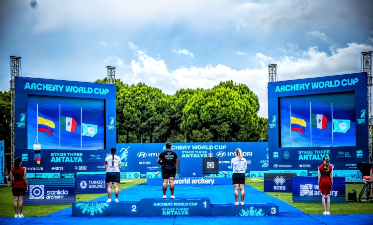 Mexicana Maya Becerra se proclam&oacute; campeona mundial y se reafirm&oacute; como la mejor flecha del planeta en su prueba