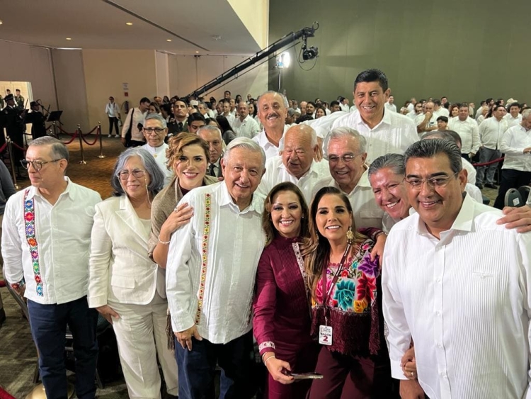 Asiste Gobernador Rocha al V Informe de Gobierno del Presidente L&oacute;pez Obrador
