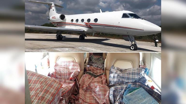 Sedena detiene avi&oacute;n con tonelada y media de coca&iacute;na en aeropuerto de Chetumal