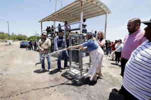Gobernadora Yeraldine inaugura e inicia obras en San Ignacio