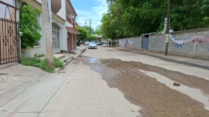 Un hombre es herido a balazos en calles de la Colonia 10 de Mayo, en Culiac&aacute;n; fue llevado a un hospital