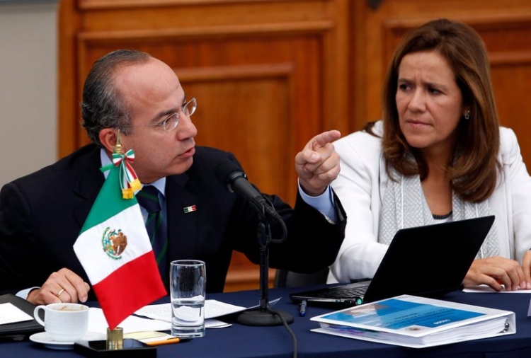 Felipe Calder&oacute;n y Margarita Zavala, en pl&aacute;ticas para regresar al PAN