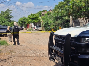 Ataque a balazos contra vivienda deja 3 personas muertas y una herida, en la Felipe &Aacute;ngeles, en Culiac&aacute;n