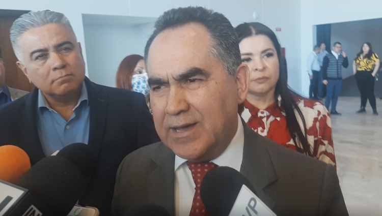 Incremento a las casetas de peaje pulveriz&oacute; el aumento al salario: Rector de la UAS