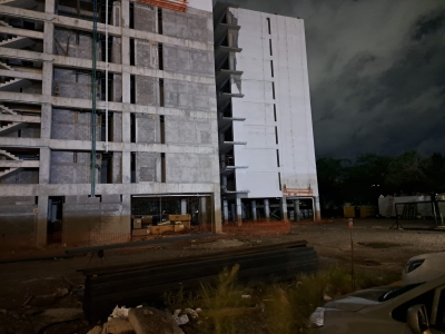 Fallece trabajador de construcci&oacute;n, de hotel en la parte de atr&aacute;s de la Plaza Ceiba