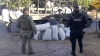 Ej&eacute;rcito asegur&oacute; decenas de costales con droga en Choix