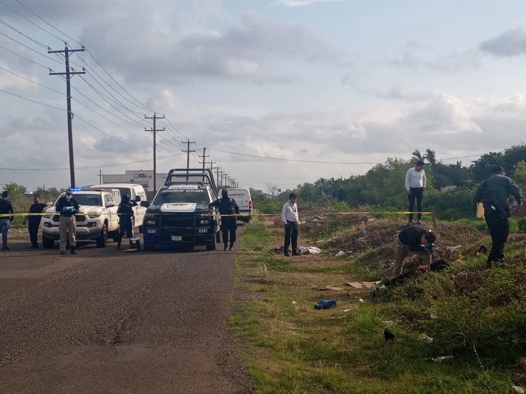 Hallan asesinado a un hombre sobre el bordo del Canal Recursos, en Culiac&aacute;n