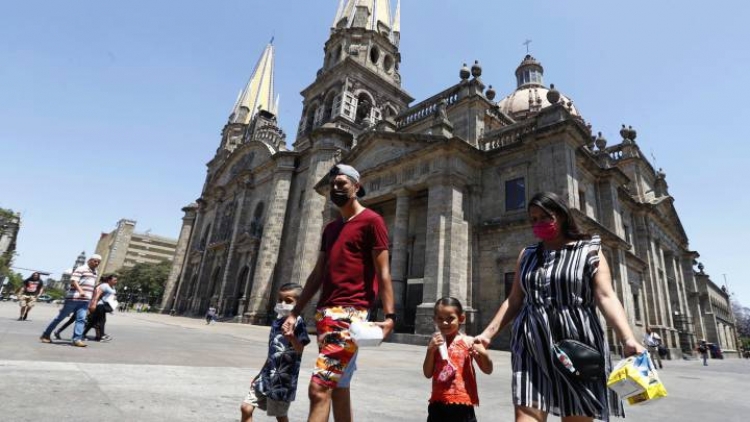 Aprobaci&oacute;n del gobierno en el manejo de la pandemia se reduce a un 46.8%