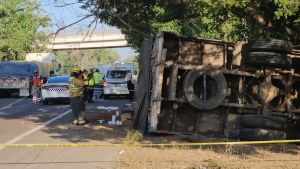 Fallece chofer de torton en accidente de carretera, en Quil&aacute;, en Maxipista Culiac&aacute;n-Mazatl&aacute;n