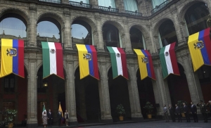 Ecuador anuncia aranceles del 27% a productos de M&eacute;xico, en medio de la tormenta comercial con EEUU