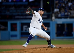 Julio Ur&iacute;as es el primer pitcher de Liga Nacional en ganar su segundo partido esta temporada