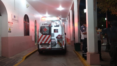 Conductor huye tras embestir a bombero de Culiac&aacute;n