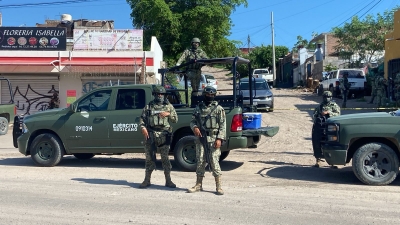 Efectivos del Ej&eacute;rcito detienen a un gatillero con armas y un veh&iacute;culo en la colonia Progreso