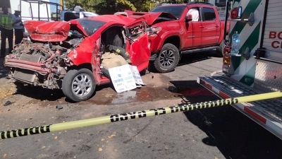 Aparatoso accidente en bulevares Anaya y Universitarios de Culiac&aacute;n: un muerto y tres heridos